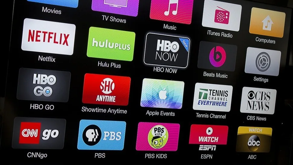 Tela de smart TV com apps de streaming e canais